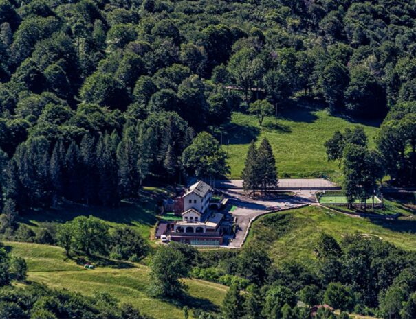 xr:d:DAFAXfxw3aA:64,j:34818014847,t:22090813