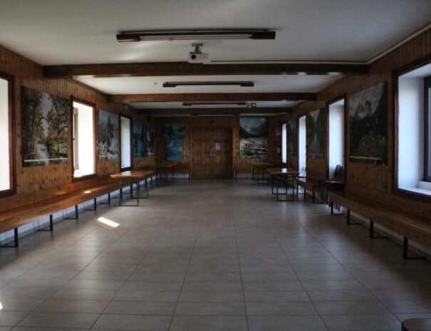 Salone con proiettore